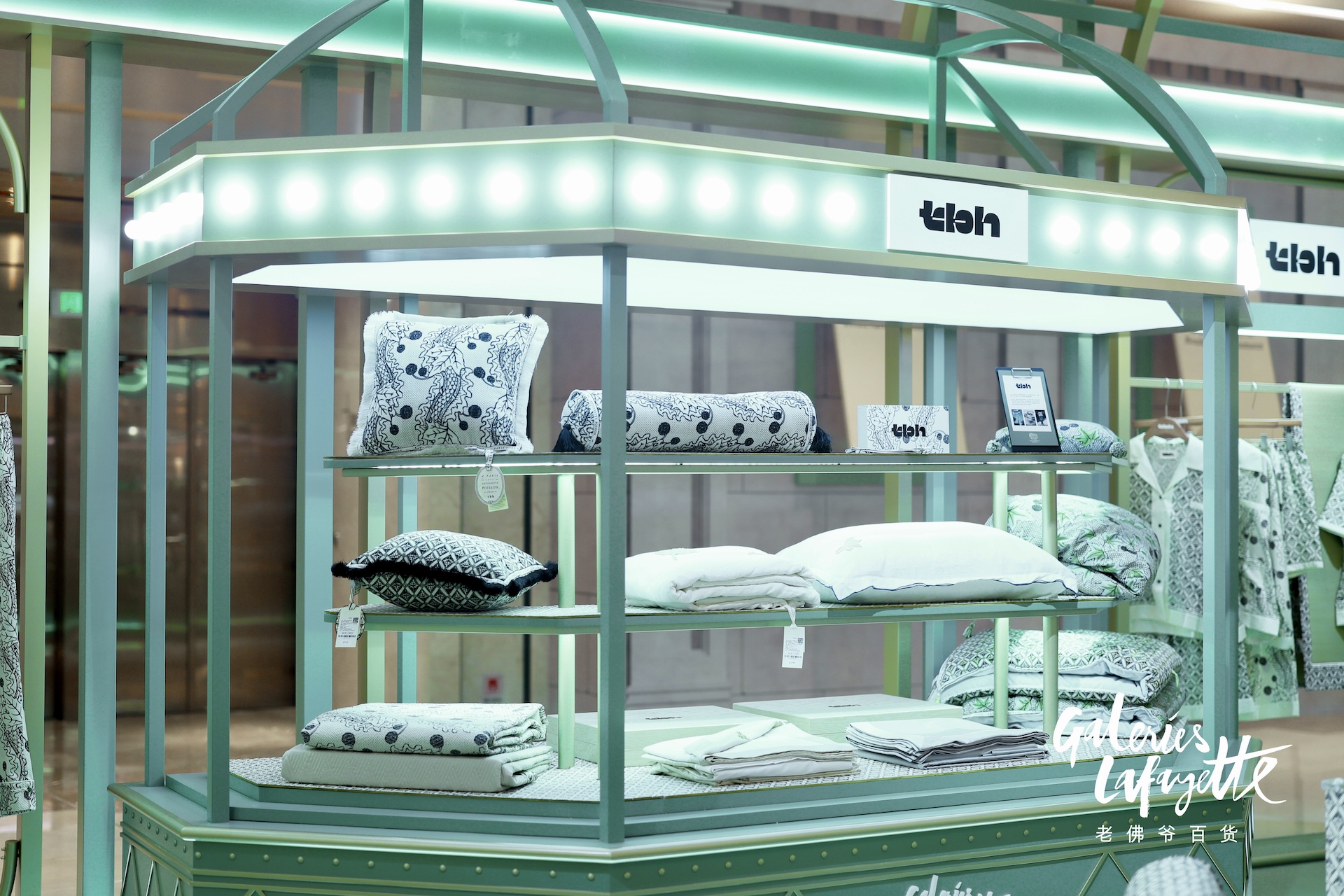 tbh x ANTOINETTE POISSON 梧桐工坊合作系列.jpg